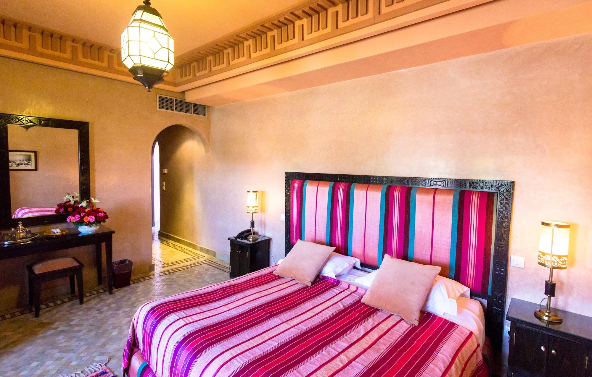 Al Fassia Aguedal Hotel Marrakesh Buitenkant foto